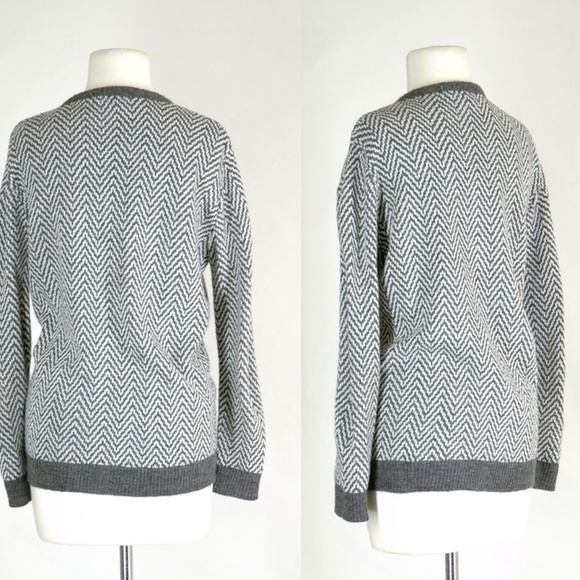 70s Gray Stripe Cardigan Sweater Vintage Chevron S - Picture 2 of 6